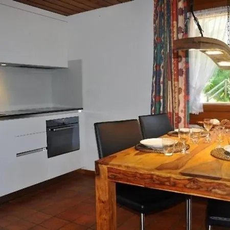 Heimelige 3,5 Zimmer Dachwohnung * Zermatt